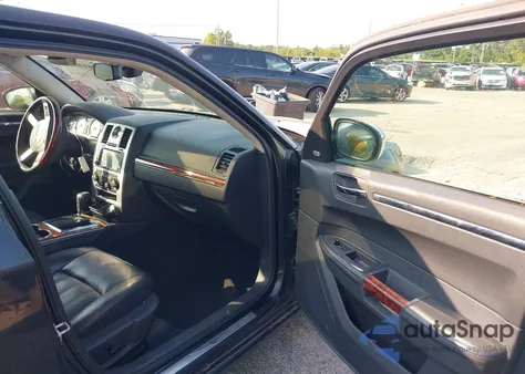 2008 Chrysler 300C из США, поврежденный, VIN 2C3LK63H88H193800